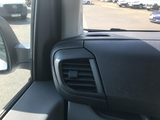 2022 Peugeot Expert 1400 2.0 Bluehdi 145 Professional Premium Van (NU22DHJ) Image 31