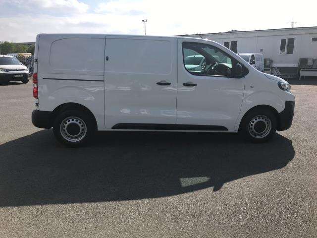 2022 Peugeot Expert 1400 2.0 Bluehdi 145 Professional Premium Van (NU22DHJ) Image 13