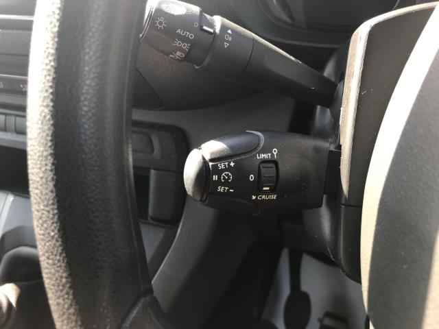 2022 Peugeot Expert 1400 2.0 Bluehdi 145 Professional Premium Van (NU22DHJ) Image 27