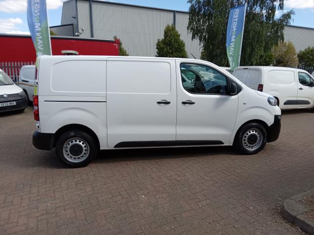 2022 Peugeot Expert 1400 2.0 Bluehdi 145 Professional Premium Van (NU22DHK) Image 8