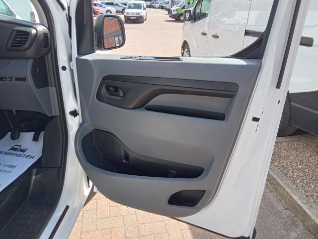 2022 Peugeot Expert 1400 2.0 Bluehdi 145 Professional Premium Van (NU22DHK) Image 36