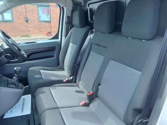 2022 Peugeot Expert 1400 2.0 Bluehdi 145 Professional Premium Van (NU22DHK) Image 23