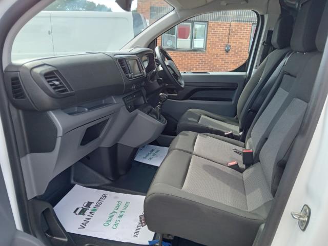 2022 Peugeot Expert 1400 2.0 Bluehdi 145 Professional Premium Van (NU22DHK) Image 22