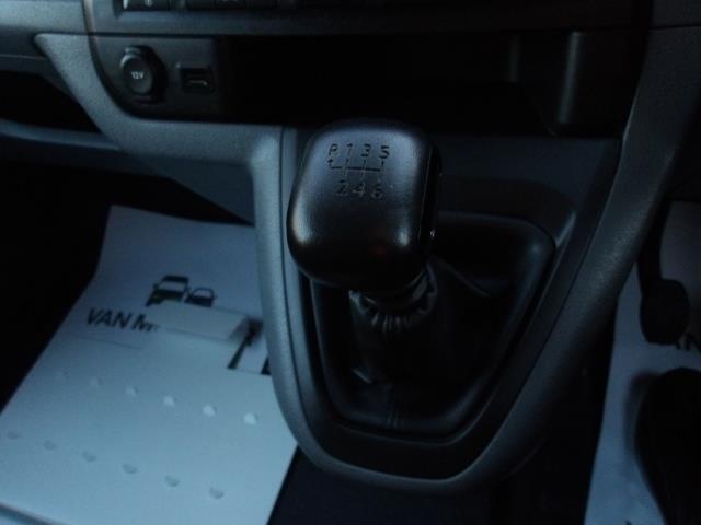 2022 Peugeot Expert 1400 2.0 Bluehdi 145 Professional Premium Van (NU22DHX) Image 33