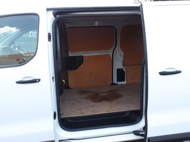 2022 Peugeot Expert 1400 2.0 Bluehdi 145 Professional Premium Van (NU22DHX) Image 19
