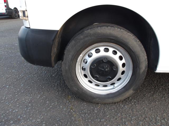 2022 Peugeot Expert 1400 2.0 Bluehdi 145 Professional Premium Van (NU22DHX) Image 9