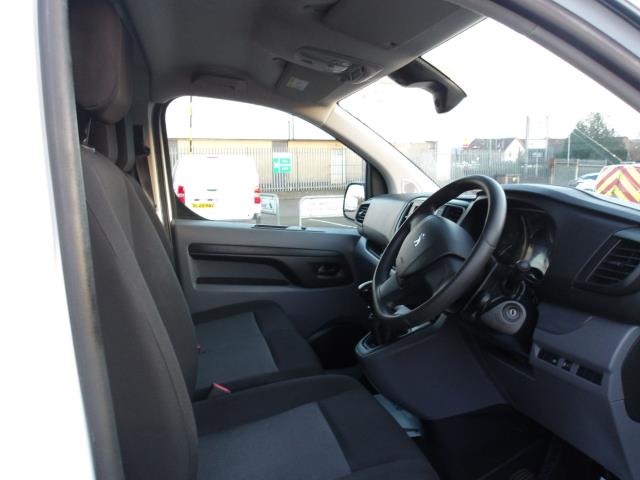 2022 Peugeot Expert 1400 2.0 Bluehdi 145 Professional Premium Van (NU22DHX) Image 24