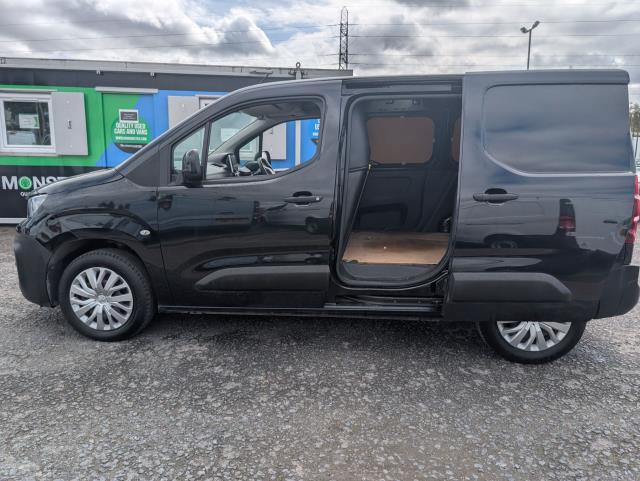 2022 Peugeot Partner 1000 1.5 Bluehdi 100 Professional Premium Van *TV* (NU22DJV) Image 6