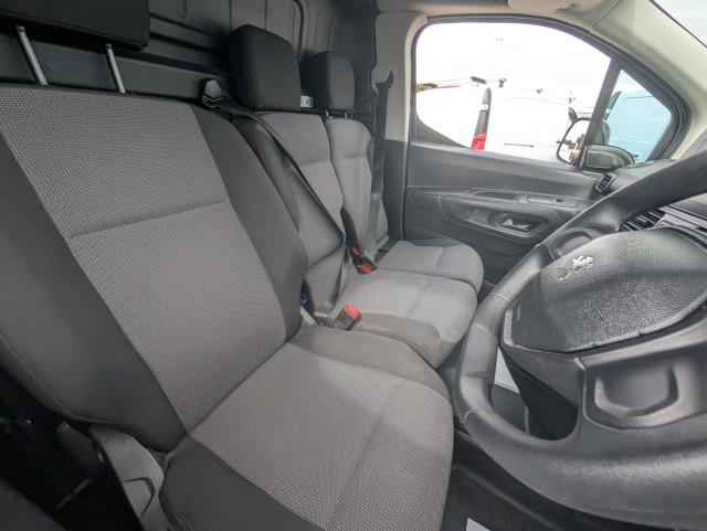 2022 Peugeot Partner 1000 1.5 Bluehdi 100 Professional Premium Van *TV* (NU22DJV) Image 17