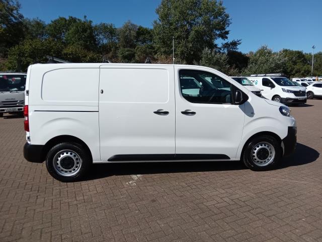 2022 Peugeot Expert 1400 2.0 Bluehdi 145 Professional Premium Van (NU22DKA) Image 12