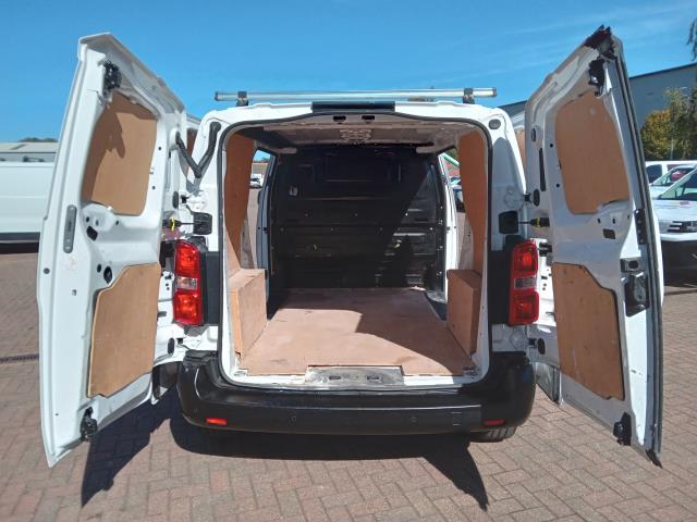 2022 Peugeot Expert 1400 2.0 Bluehdi 145 Professional Premium Van (NU22DKA) Image 15
