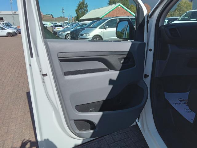 2022 Peugeot Expert 1400 2.0 Bluehdi 145 Professional Premium Van (NU22DKA) Image 26