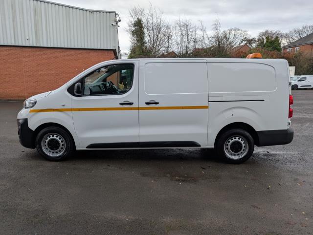 2022 Peugeot Expert L2 1000 1.5 Bluehdi 100 Professional Premium Van EURO 6 (NU22KWX) Image 7