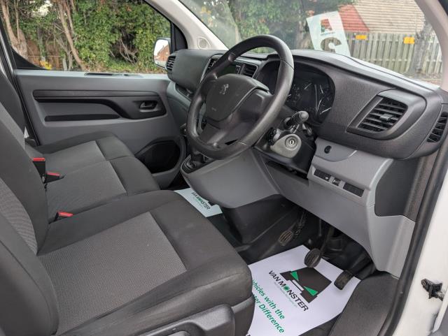 2022 Peugeot Expert L2 1000 1.5 Bluehdi 100 Professional Premium Van EURO 6 (NU22KWX) Image 28