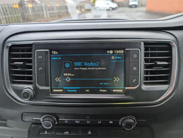 2022 Peugeot Expert L2 1000 1.5 Bluehdi 100 Professional Premium Van EURO 6 (NU22KWX) Image 36