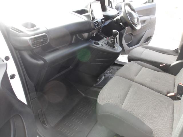 2022 Peugeot Partner 1000 1.5 Bluehdi 100 Professional Premium Van (NU22LDE) Image 22