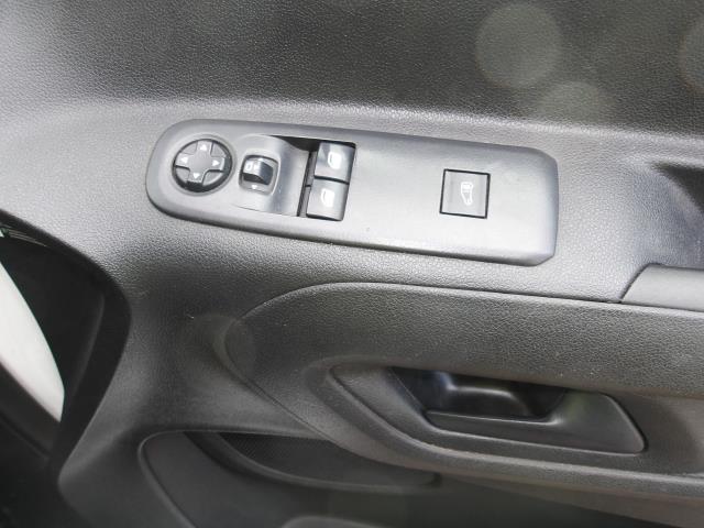 2022 Peugeot Partner 1000 1.5 Bluehdi 100 Professional Premium Van (NU22LDE) Image 24