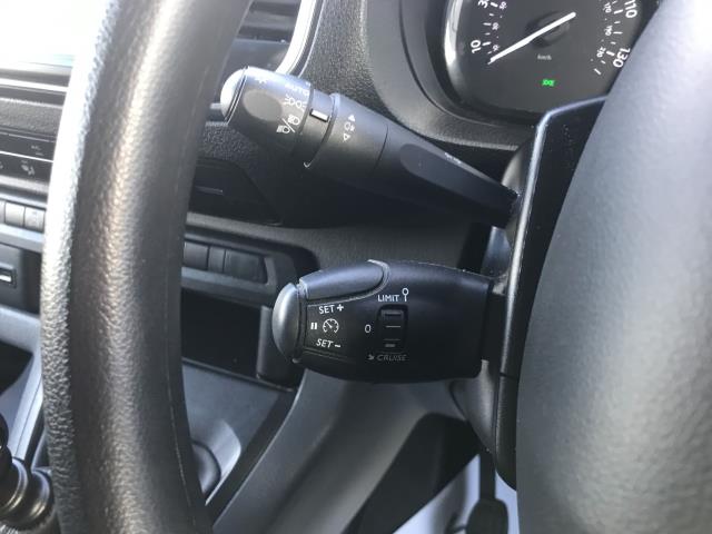 2022 Peugeot Expert 1000 1.5 Bluehdi 100 Professional Premium Van (NU22LHP) Image 30