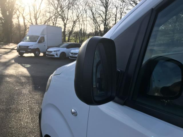 2022 Peugeot Expert 1000 1.5 Bluehdi 100 Professional Premium Van (NU22LHP) Image 19