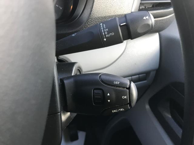 2022 Peugeot Expert 1000 1.5 Bluehdi 100 Professional Premium Van (NU22LHP) Image 31