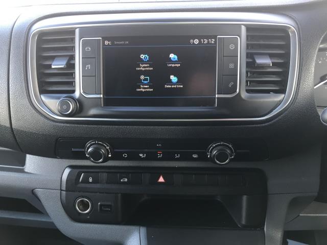 2022 Peugeot Expert 1000 1.5 Bluehdi 100 Professional Premium Van (NU22LHP) Image 27