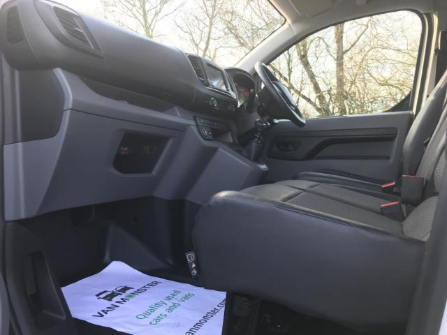 2022 Peugeot Expert 1000 1.5 Bluehdi 100 Professional Premium Van (NU22LHP) Image 24