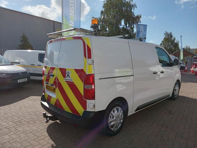 2022 Peugeot Expert 1000 1.5 Bluehdi 100 Professional Premium Van (NU22LHW) Image 10