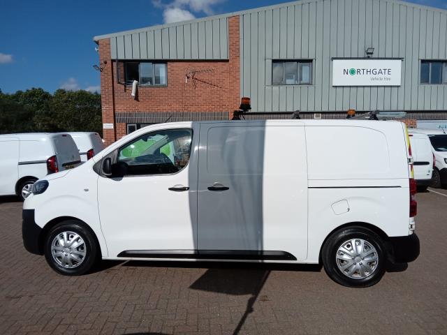 2022 Peugeot Expert 1000 1.5 Bluehdi 100 Professional Premium Van (NU22LHW) Image 5