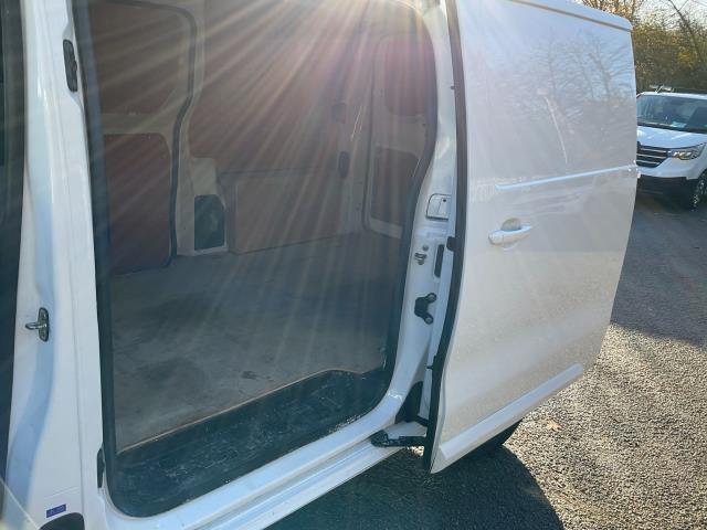 2022 Peugeot Expert 1200 2.0 Bluehdi 180 Asphalt Van Eat8 (NU22LLA) Image 8