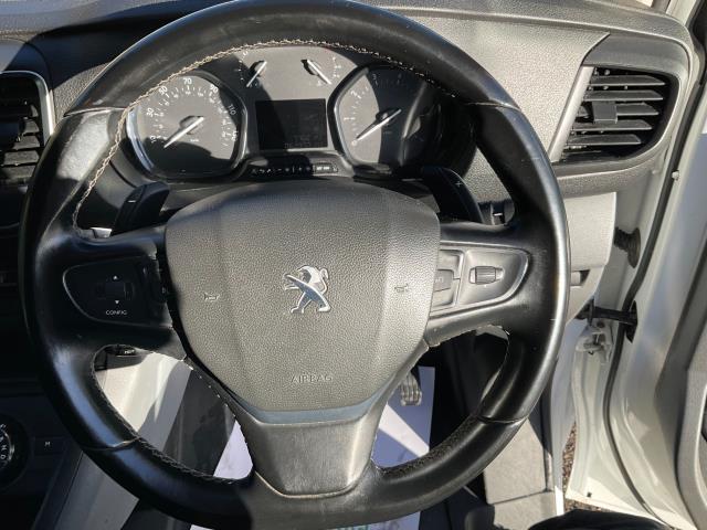 2022 Peugeot Expert 1200 2.0 Bluehdi 180 Asphalt Van Eat8 (NU22LLA) Image 20