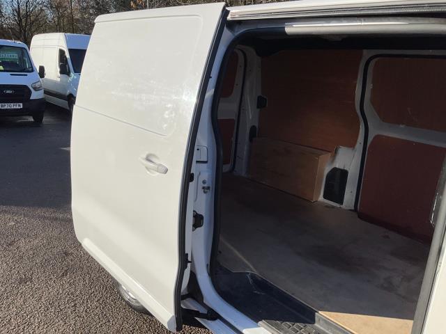 2022 Peugeot Expert 1200 2.0 Bluehdi 180 Asphalt Van Eat8 (NU22LLA) Image 16