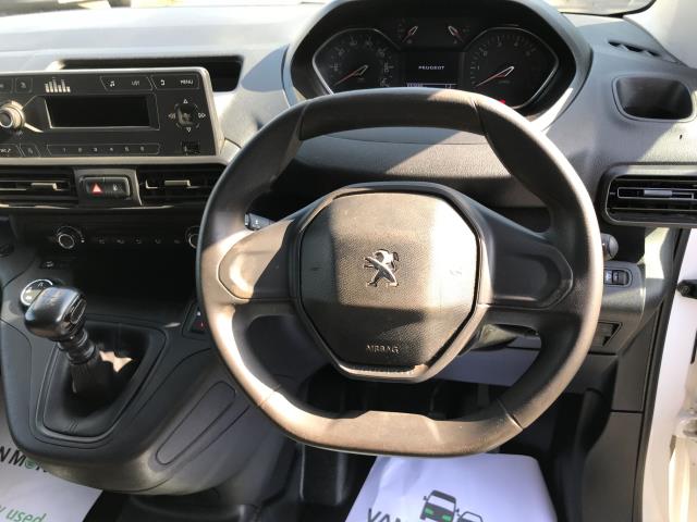 2022 Peugeot Partner 1000 1.5 Bluehdi 100 Grip Premium Van (NU22LNA) Image 21