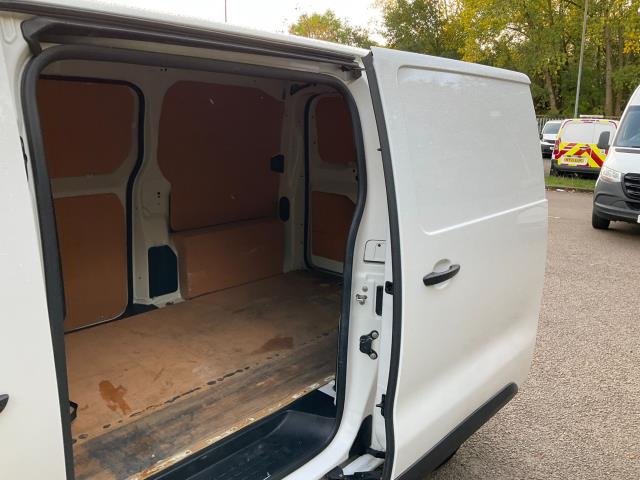 2022 Peugeot e-Expert 1000 100Kw 75Kwh Professional Premium Van Auto (NU22OPL) Image 8