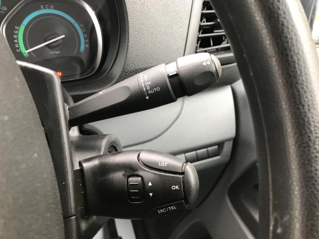 2022 Peugeot e-Expert 1000 100Kw 75Kwh Professional Premium Van Auto (NU22TLV) Image 31