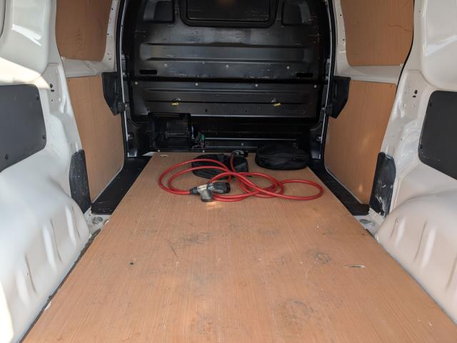 2022 Peugeot Expert 1000 100KW 75KWH PROFESSIONAL  AUTO EURO 6  (NU22TXM) Image 12