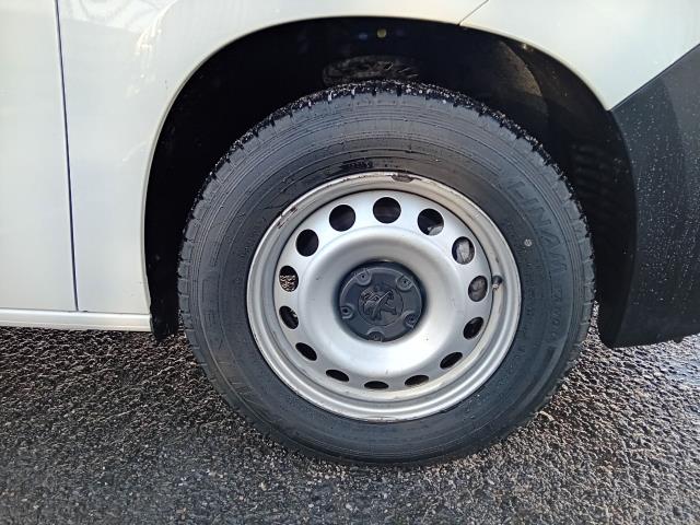 2022 Peugeot Partner 1000 1.5 Bluehdi 100 Grip Premium Van (NU22XYT) Image 10