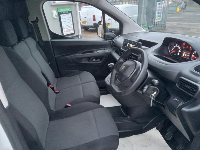 2022 Peugeot Partner 1000 1.5 Bluehdi 100 Grip Premium Van (NU22XYV) Image 20
