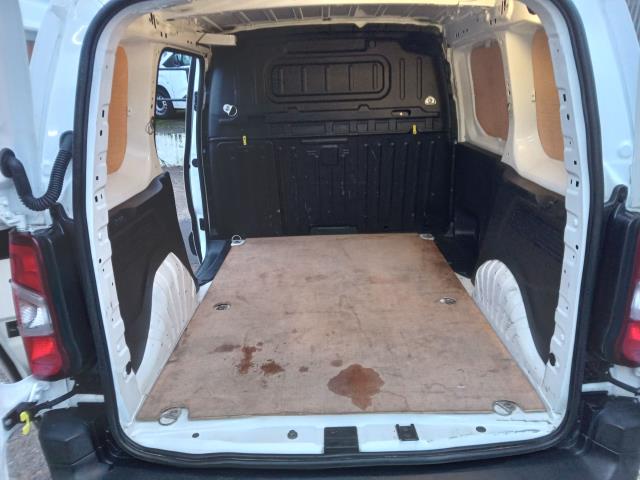 2022 Peugeot Partner 1000 1.5 Bluehdi 100 Grip Premium Van (NU22XYV) Image 13