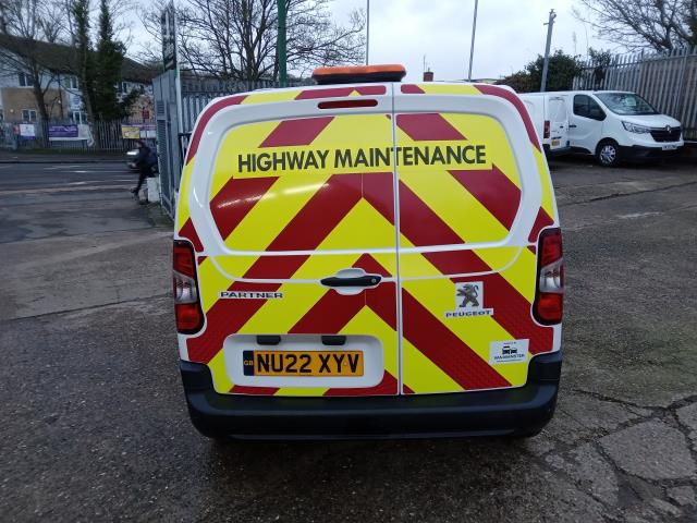 2022 Peugeot Partner 1000 1.5 Bluehdi 100 Grip Premium Van (NU22XYV) Image 7