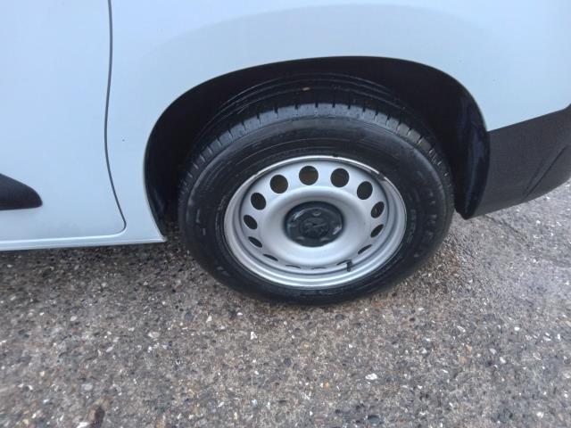 2022 Peugeot Partner 1000 1.5 Bluehdi 100 Grip Premium Van (NU22XYV) Image 29