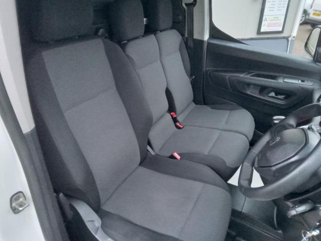 2022 Peugeot Partner 1000 1.5 Bluehdi 100 Grip Premium Van (NU22XYV) Image 21
