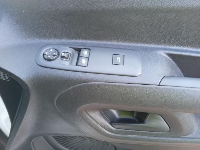 2022 Peugeot Partner 1000 1.5 Bluehdi 100 Grip Premium Van (NU22XYX) Image 22