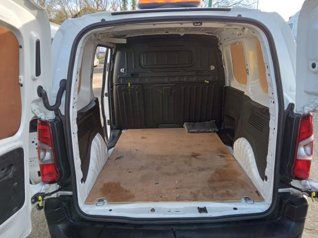 2022 Peugeot Partner 1000 1.5 Bluehdi 100 Grip Premium Van (NU22XYX) Image 13