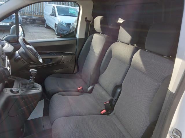 2022 Peugeot Partner 1000 1.5 Bluehdi 100 Grip Premium Van (NU22XYX) Image 17
