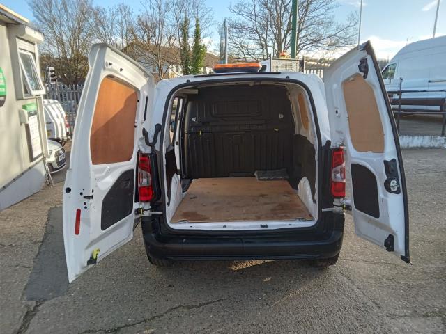 2022 Peugeot Partner 1000 1.5 Bluehdi 100 Grip Premium Van (NU22XYX) Image 11