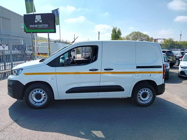 2022 Peugeot Partner L1 1000 1.5BLUE HDI GRIP 100PS EURO 6 (NU22XYZ) Image 9