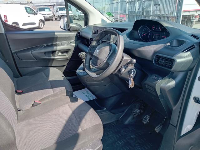 2022 Peugeot Partner L1 1000 1.5BLUE HDI GRIP 100PS EURO 6 (NU22XYZ) Image 21