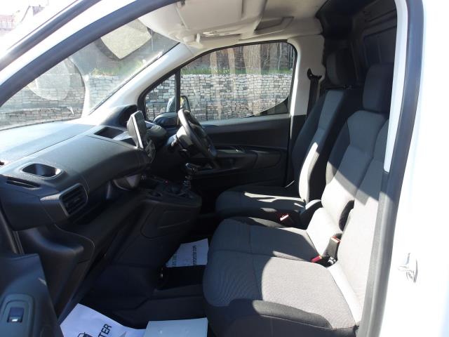 2022 Peugeot Partner 1000 1.5 Bluehdi 100 Professional Premium Van (NU22YLB) Image 19