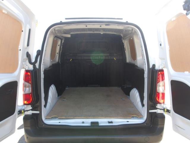 2022 Peugeot Partner 1000 1.5 Bluehdi 100 Professional Premium Van (NU22YLB) Image 17