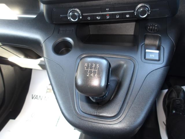 2022 Peugeot Partner 1000 1.5 Bluehdi 100 Professional Premium Van (NU22YLB) Image 29